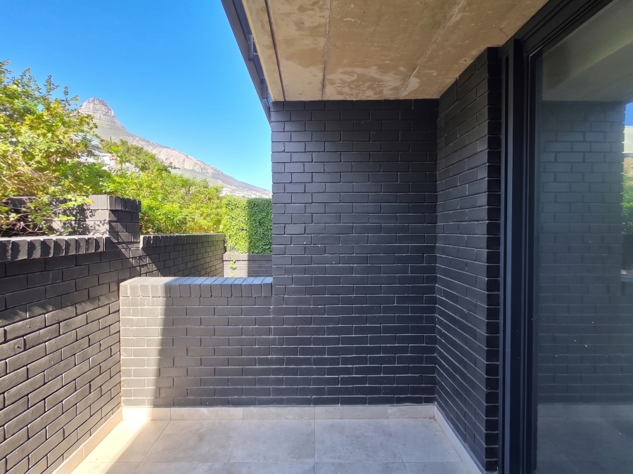 0 Bedroom Property for Sale in Sea Point Western Cape